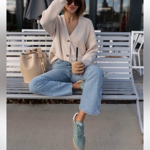 Levi's Denim - Vintage Levi’s 505 Light Wash Distressed Zip Fly Straight Leg Jeans Size 32 x 30